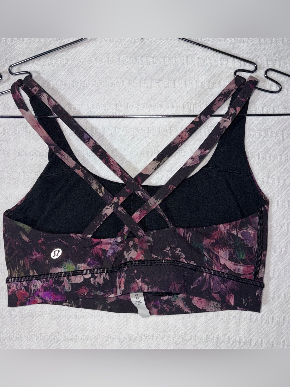 Lululemon Energy Strappy Sports Bra Womens Size 6 Floral Athleisure Workout Gym - Picture 2 of 4